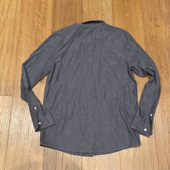 Volcom Shirt - Picture 3 of 4